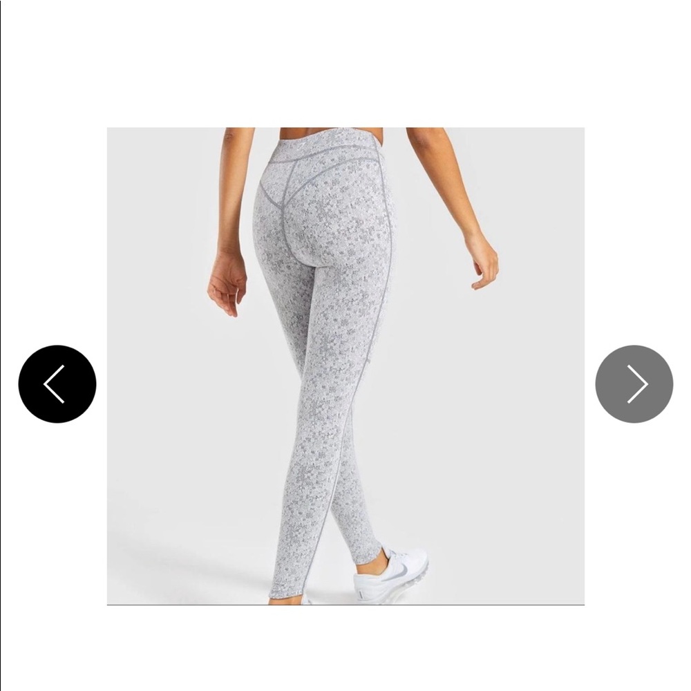 Gymshark Fleur Textured Leggings - Picture 4 of 12